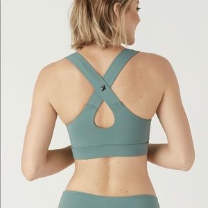 NWT Glyder Full Force Bra in Silver Pine Size S